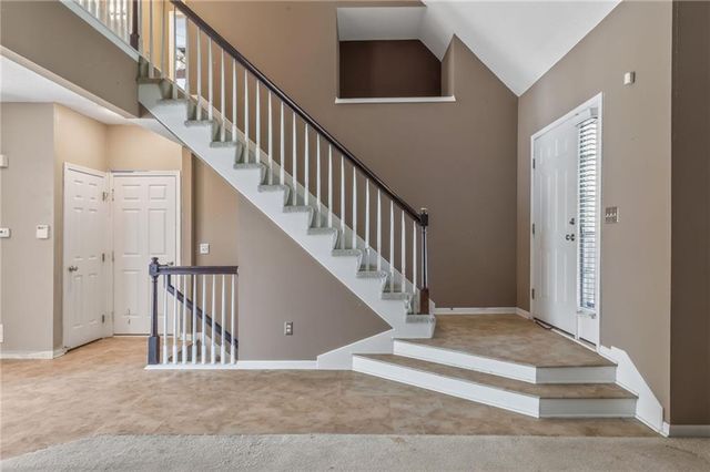 15780 S Bradley Drive, Olathe, KS 66062