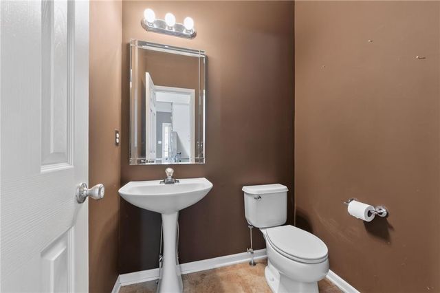 15780 S Bradley Drive, Olathe, KS 66062