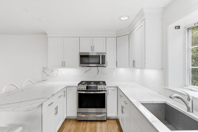 19 Meyer Hill 19, Acton, MA 01720