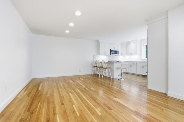 19 Meyer Hill 19, Acton, MA 01720