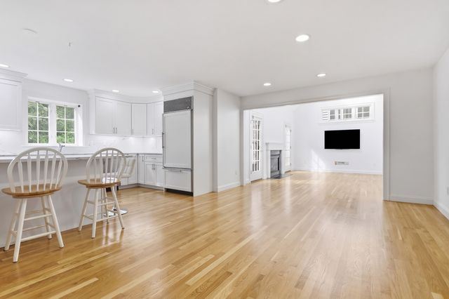 19 Meyer Hill 19, Acton, MA 01720