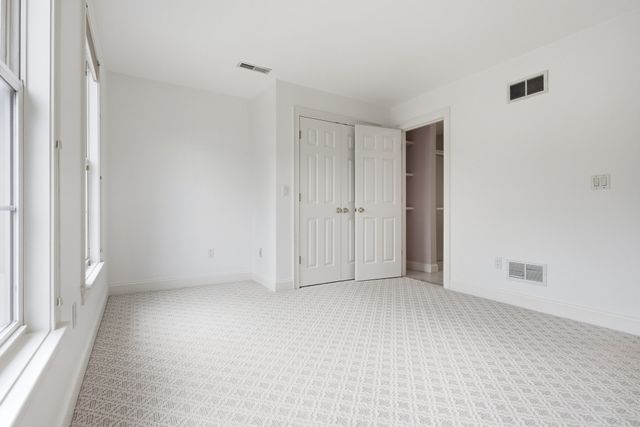 19 Meyer Hill 19, Acton, MA 01720