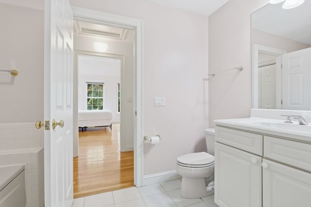 19 Meyer Hill 19, Acton, MA 01720