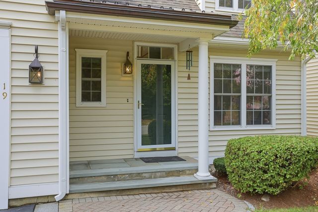 19 Meyer Hill 19, Acton, MA 01720