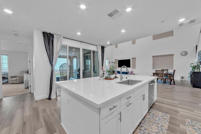 4583 Scenic Vista Dr, Folsom, CA 95630