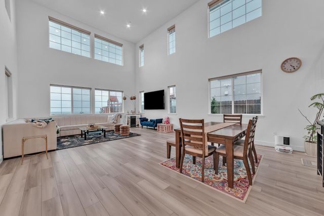 4583 Scenic Vista Dr, Folsom, CA 95630