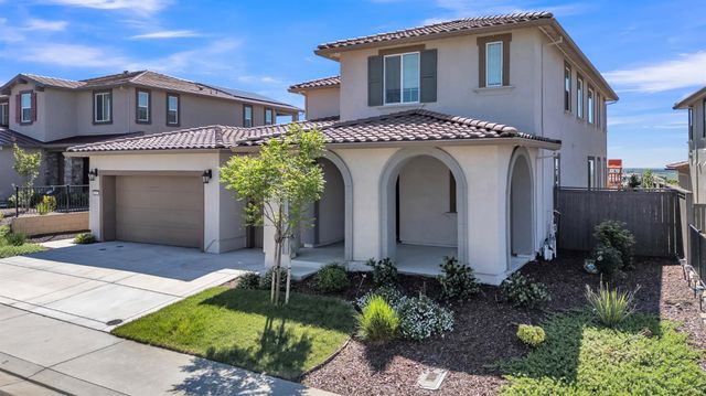 4583 Scenic Vista Dr, Folsom, CA 95630