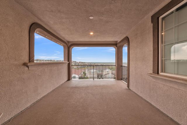 4583 Scenic Vista Dr, Folsom, CA 95630