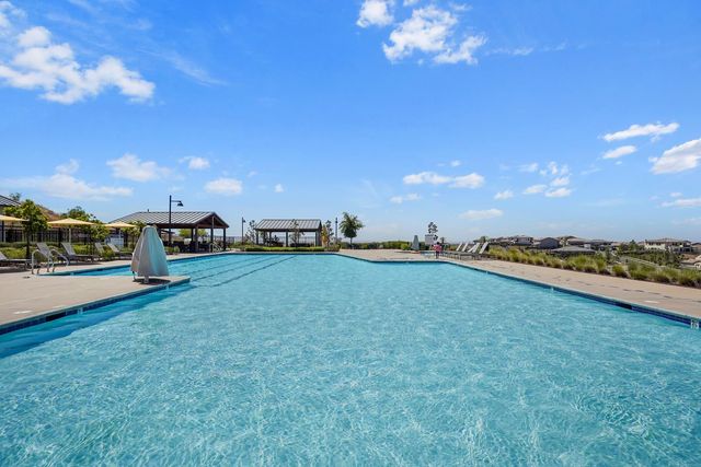 4583 Scenic Vista Dr, Folsom, CA 95630