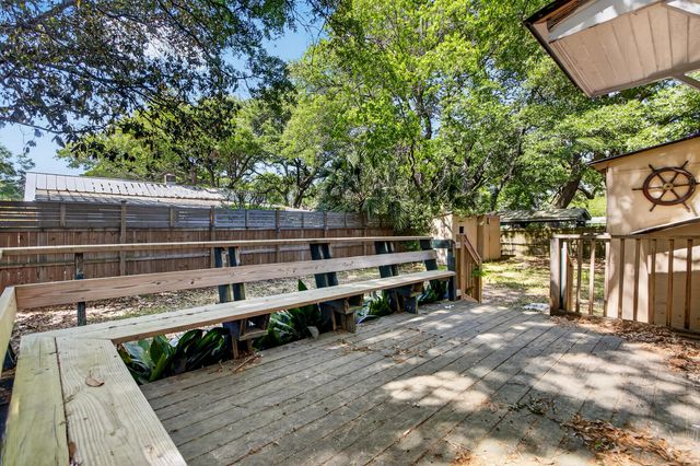 736 Mccants Drive, Mount Pleasant, SC 29464