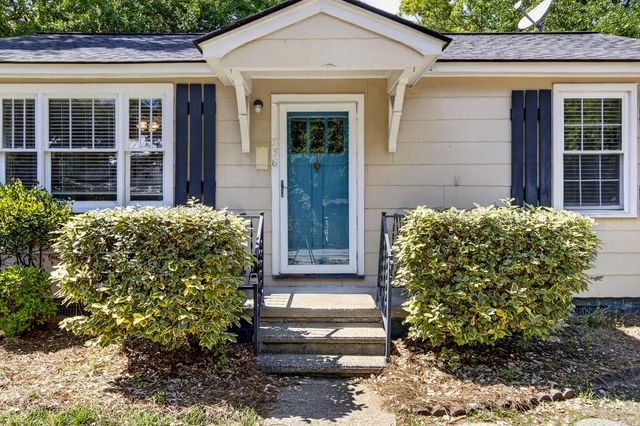 736 Mccants Drive, Mount Pleasant, SC 29464