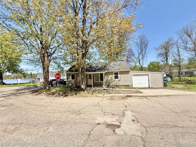 300 Georgia Drive, Elba Township, MI 48446