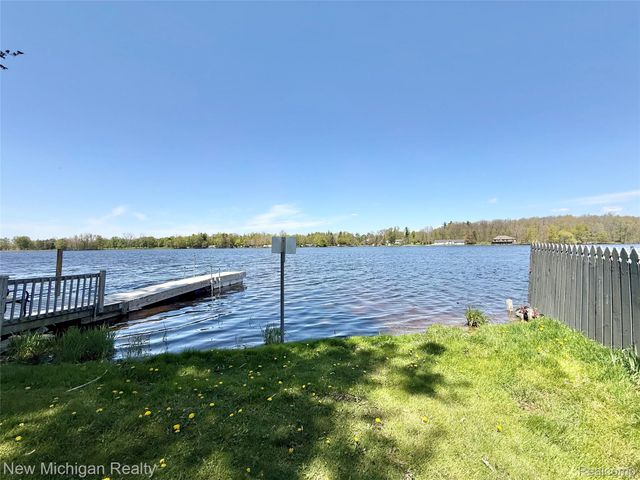 300 Georgia Drive, Elba Township, MI 48446