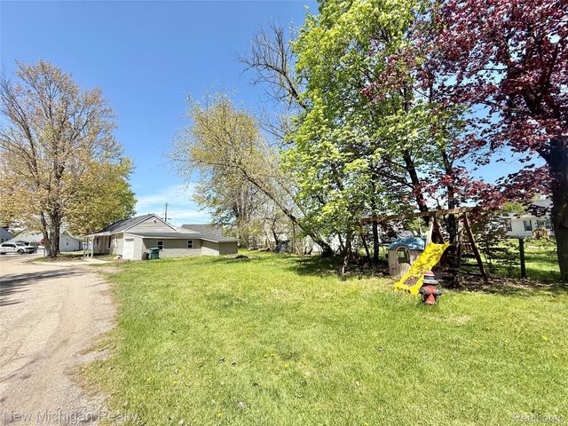 300 Georgia Drive, Elba Township, MI 48446