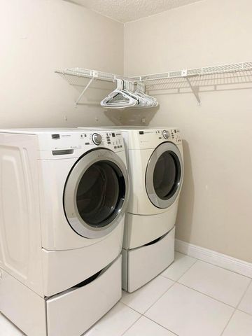 1801 Sabal Ridge Court E, Palm Beach Gardens, FL 33418