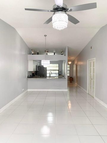 1801 Sabal Ridge Court E, Palm Beach Gardens, FL 33418