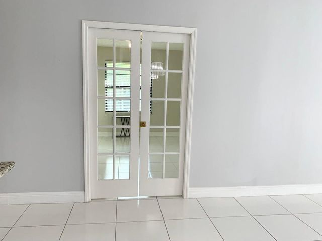 1801 Sabal Ridge Court E, Palm Beach Gardens, FL 33418