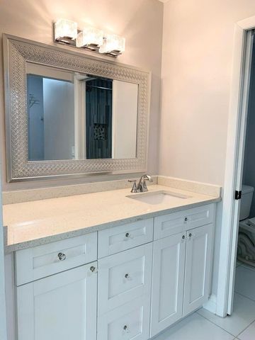 1801 Sabal Ridge Court E, Palm Beach Gardens, FL 33418