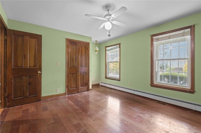 300 Twin River Road, Lincoln, RI 02865