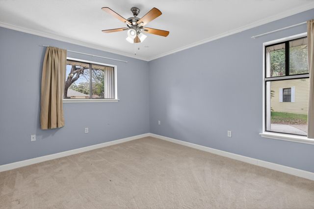 4 Palm Springs Court, Shalimar, FL 32579