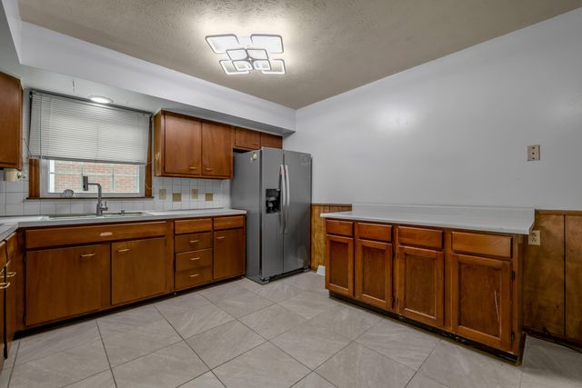 587 Cricklewood Drive, Lexington, KY 40505