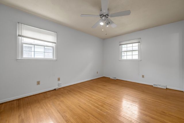 587 Cricklewood Drive, Lexington, KY 40505