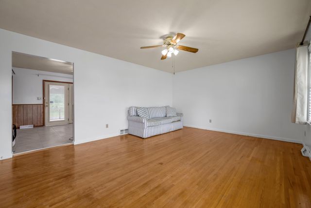 587 Cricklewood Drive, Lexington, KY 40505