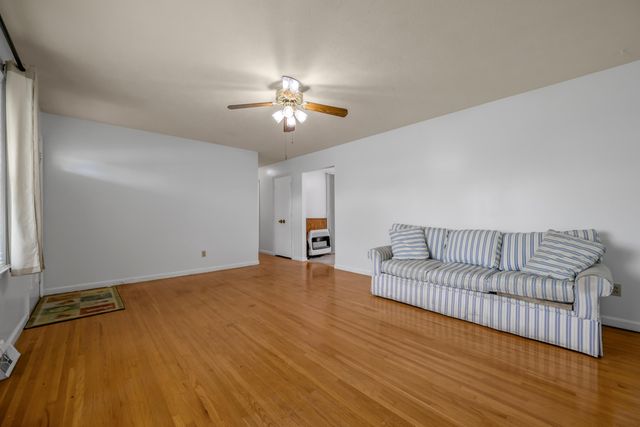 587 Cricklewood Drive, Lexington, KY 40505