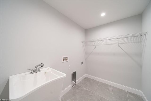 317 NW 13th TER, Cape Coral, FL 33993