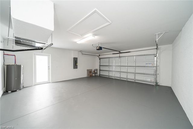 317 NW 13th TER, Cape Coral, FL 33993