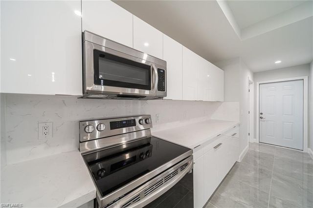 317 NW 13th TER, Cape Coral, FL 33993