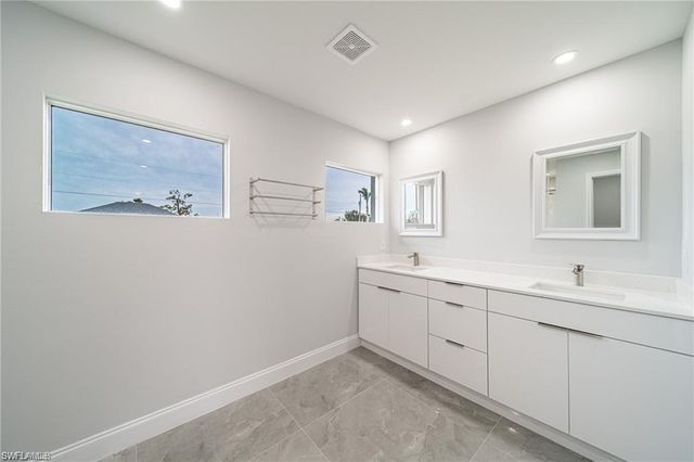 317 NW 13th TER, Cape Coral, FL 33993