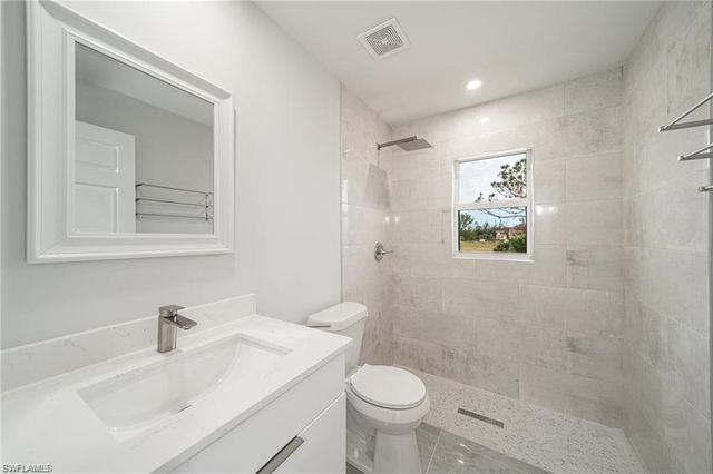 317 NW 13th TER, Cape Coral, FL 33993