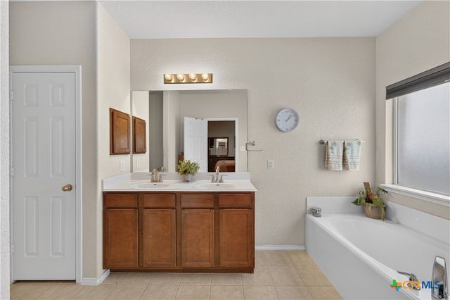 301 Maple Way, New Braunfels, TX 78132
