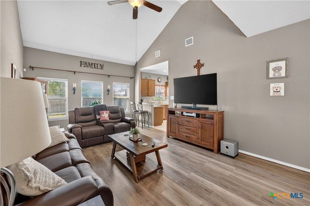 301 Maple Way, New Braunfels, TX 78132