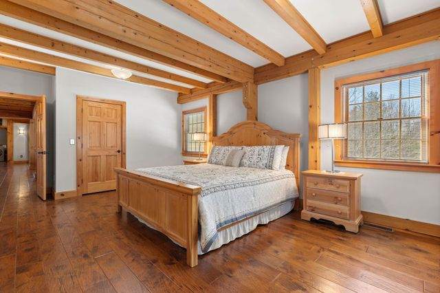 172 South Road, Deerfield, NH 03037