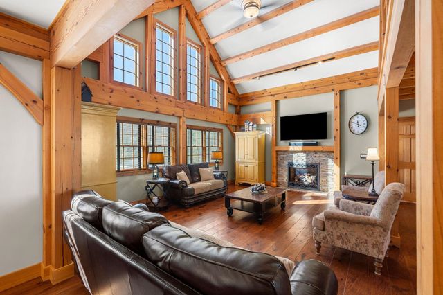 172 South Road, Deerfield, NH 03037