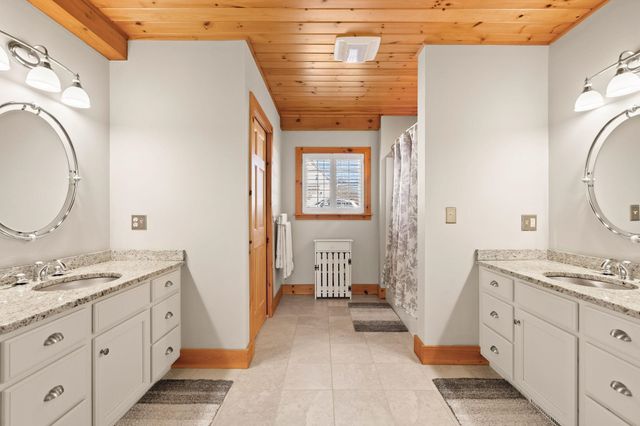 172 South Road, Deerfield, NH 03037