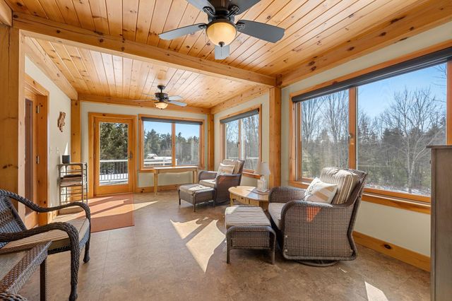 172 South Road, Deerfield, NH 03037