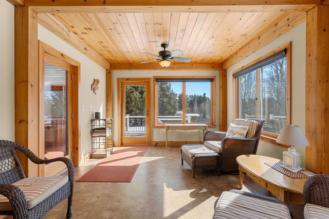 172 South Road, Deerfield, NH 03037