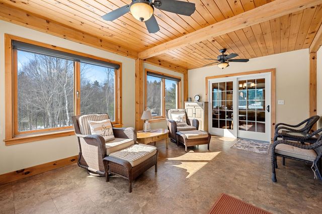 172 South Road, Deerfield, NH 03037