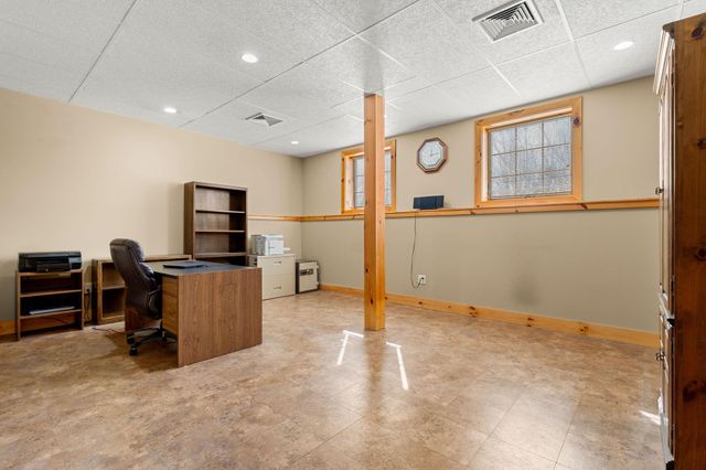 172 South Road, Deerfield, NH 03037