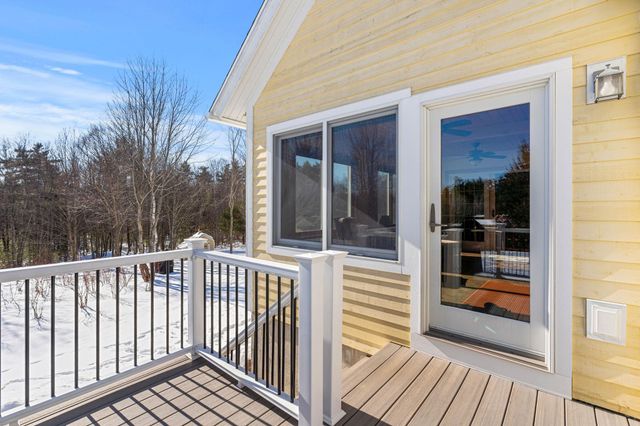 172 South Road, Deerfield, NH 03037