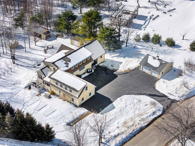 172 South Road, Deerfield, NH 03037