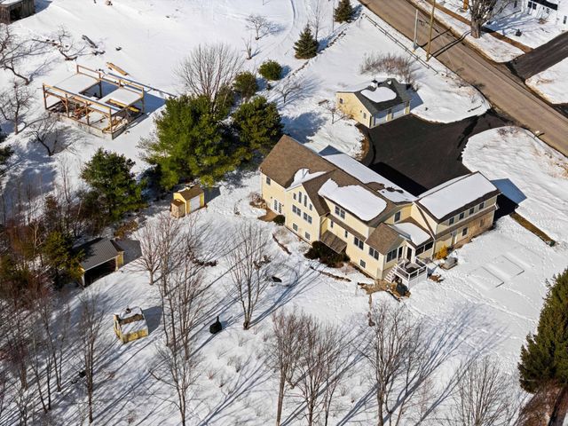 172 South Road, Deerfield, NH 03037