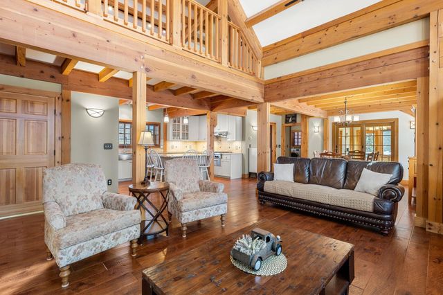 172 South Road, Deerfield, NH 03037