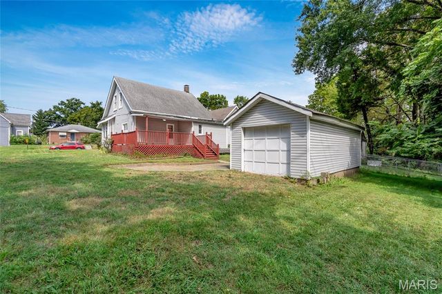 504 N 16th Street, Belleville, IL 62226