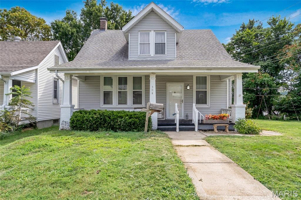 504 N 16th Street, Belleville, IL 62226