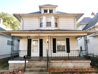 937 Berry Street, Toledo, OH 43605