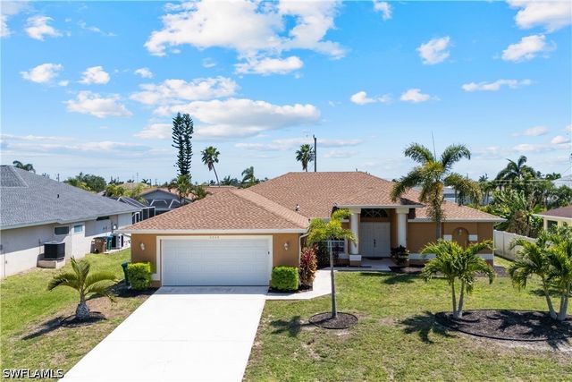 2228 SW 26th TER, Cape Coral, FL 33914